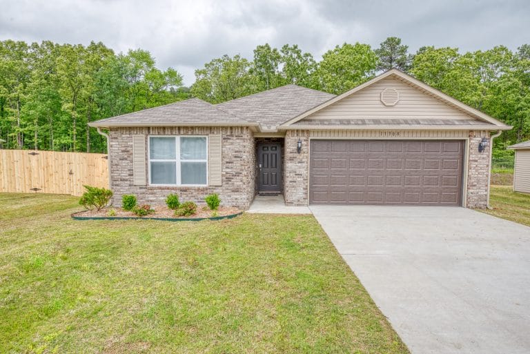 Charming exterior with modern design, spacious yard, and cozy entrance. Ideal for relaxing after a busy day | Dream TDY