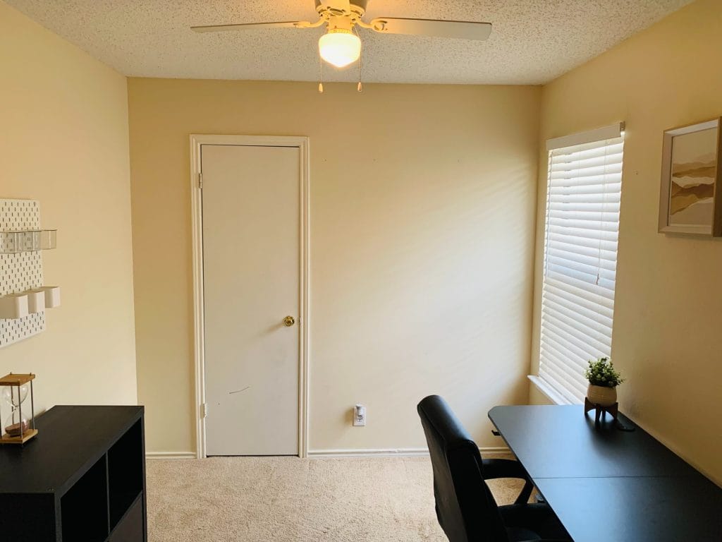 Cozy room with modern desk, ample natural light, and clean decor, perfect for focused work or relaxation | Dream TDY